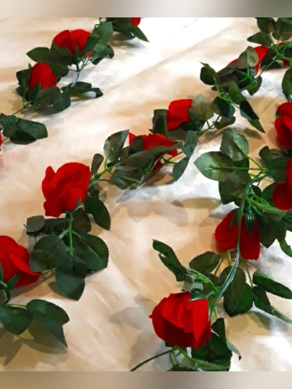 New** set of 8 Red Rose Artificial Flower Garland Approx 6ft long